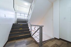 RedDoorz Plus Near SM Lanang Davao