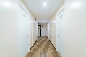 RedDoorz Plus Near SM Lanang Davao