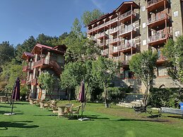Regenta Inn By Riverside Manali