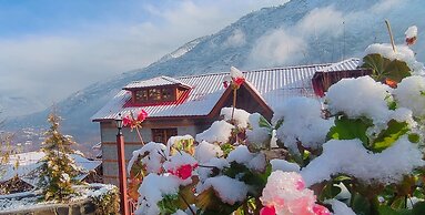 Regenta Inn By Riverside Manali