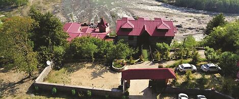 Regenta Inn By Riverside Manali