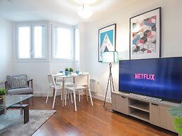 Tudors eSuites Birmingham City Centre Apartments near Gas Street Basin