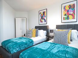 Tudors eSuites Birmingham City Centre Apartments near Gas Street Basin