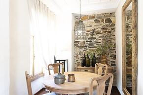 Villa of the old olive oil factory