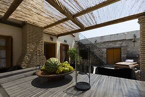 Villa of the old olive oil factory