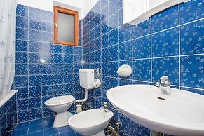 Apartments and Rooms Mlacović