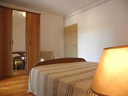 Apartments and Rooms Mlacović