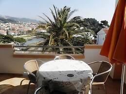 Apartments and Rooms Mlacović