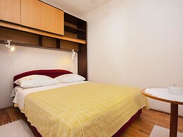 Apartments Nikica Primosten