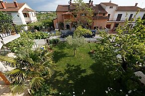 Villa Nina Apartments