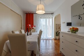 Villa Nina Apartments