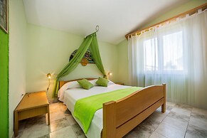 Apartments Villa Mediteran