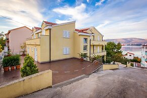 Apartments Villa Luna