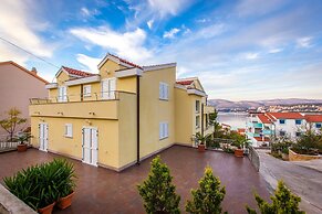 Apartments Villa Luna