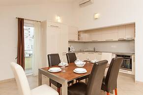 Apartments Villa Luna