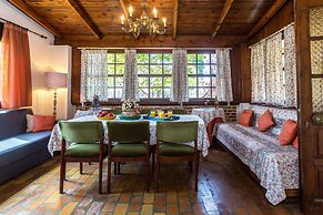 Maria's Countryside House