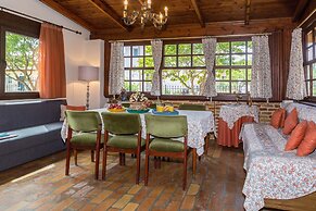 Maria's Countryside House