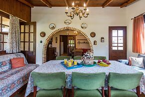 Maria's Countryside House