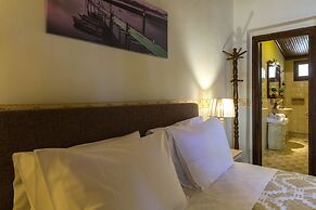 Maria's Countryside House