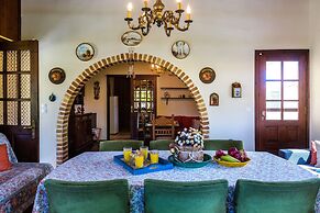 Maria's Countryside House