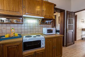 Maria's Countryside House