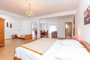 Apartments Villa Dane