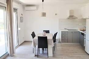 Apartments Zora 1629