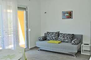 Apartments Zora 1629