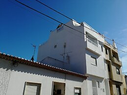 Ocean's 7 - Lagos Guest House