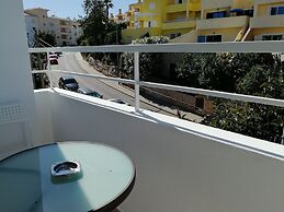 Ocean's 7 - Lagos Guest House