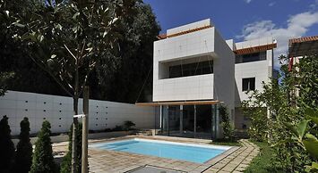 Luxury Villa White