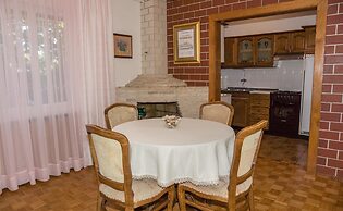 Apartments Gorana Novi V