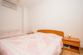 Apartments Biondić / One Bedroom A2+1 D