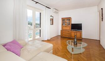 Apartments Marija Brac