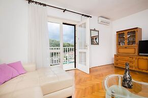 Apartments Marija Brac