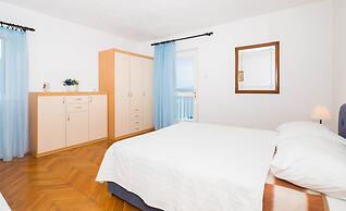 Apartments Marija Brac