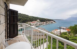 Apartments Marija Brac