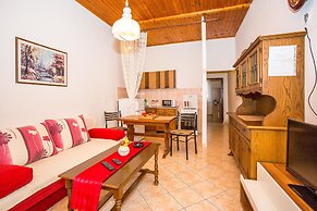 Apartments Divna Tomas