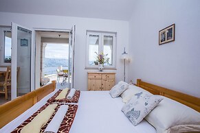 Holiday House Domina