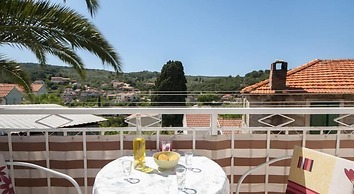 Apartments Mira Splitska