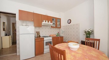 Apartments Mira Splitska