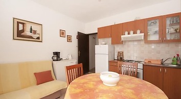 Apartments Mira Splitska