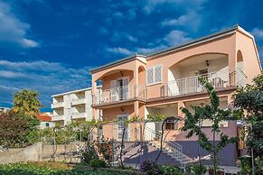 Apartment Zoki i Goga / Two Bedroom