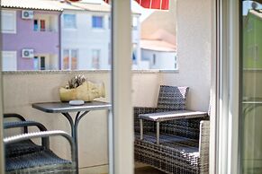 Apartment Hennion / Two Bedrooms A1 Leona