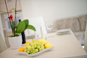 Apartment Hennion / Two Bedrooms A1 Leona