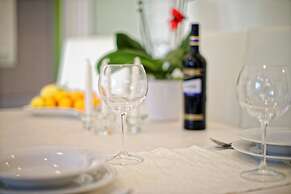 Apartment Hennion / Two Bedrooms A1 Leona