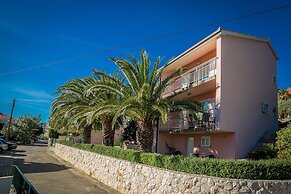 Apartments The Palms