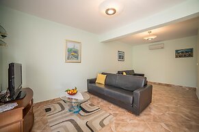 Apartments The Palms