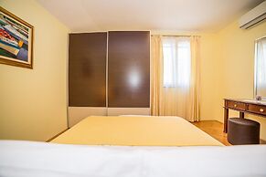 Apartments The Palms