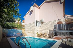 Apartments The Palms